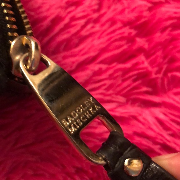 Badgley Mischka Sasha Shine Wallet - Picture 4 of 4